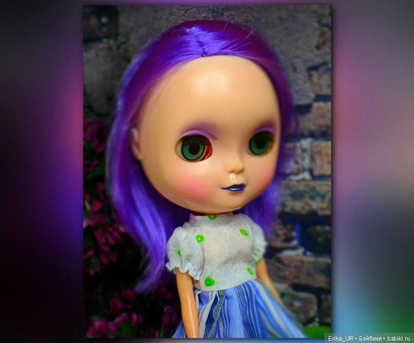 В доме моем много имен, Знаменитых и простых (С) /фиолетовые пряди