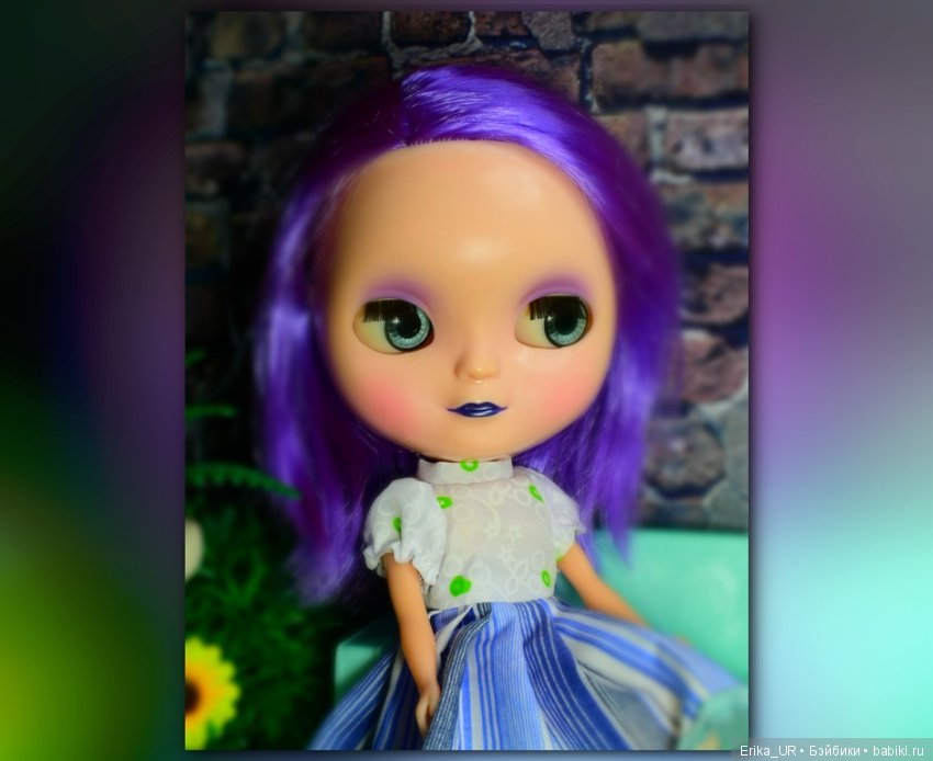 В доме моем много имен, Знаменитых и простых (С) /фиолетовые пряди