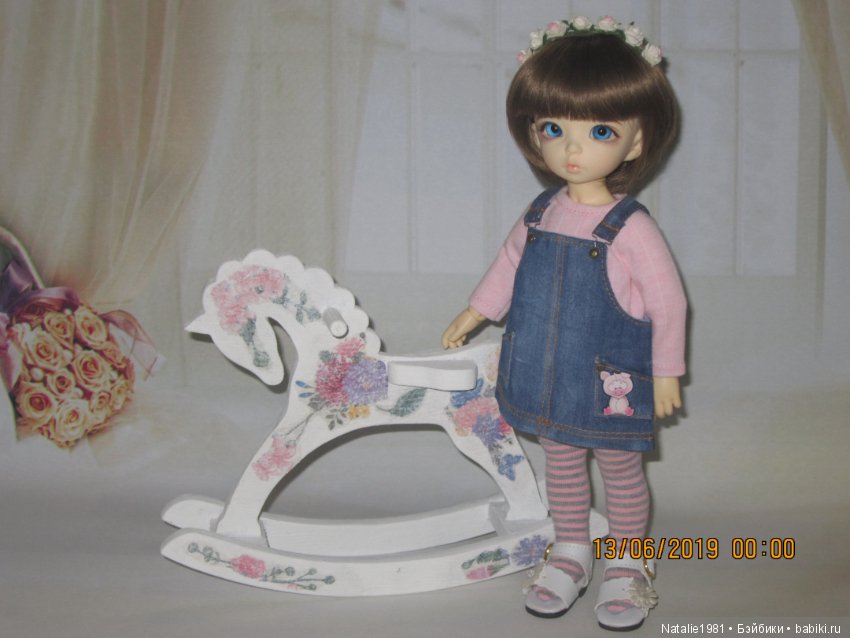 Теперь у Натки есть лошадка! И другие обновки (фото 9)