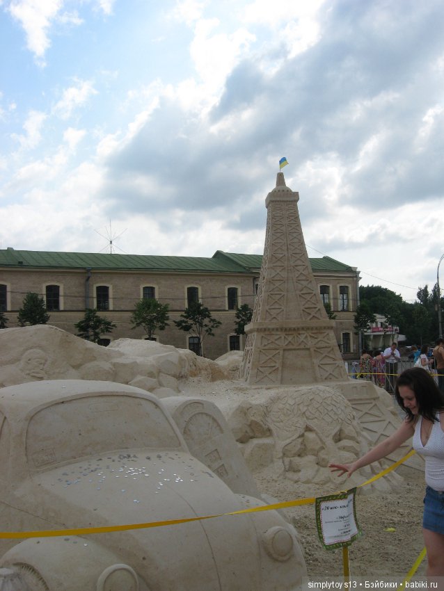 Обычный песок и руки Мастеров творят чудеса