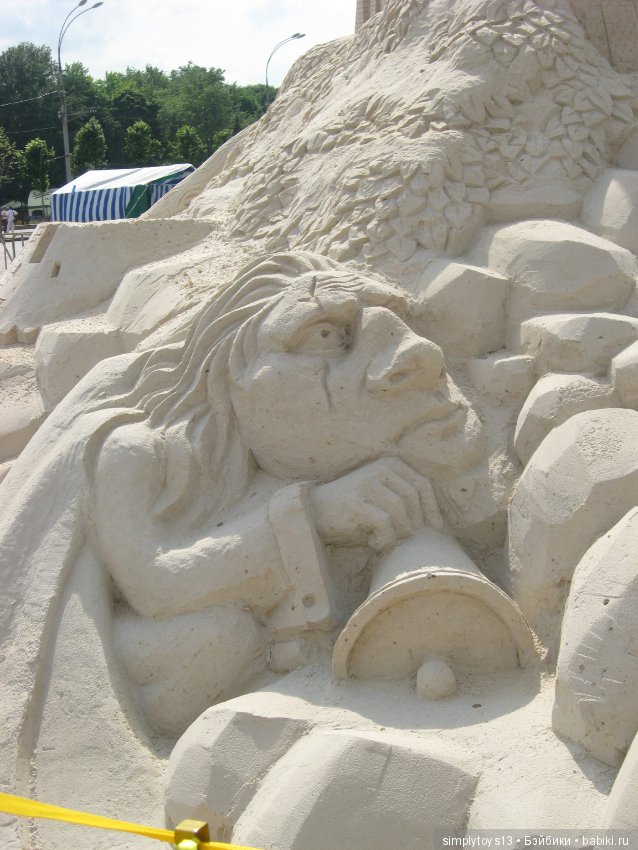 Обычный песок и руки Мастеров творят чудеса (фото 3)