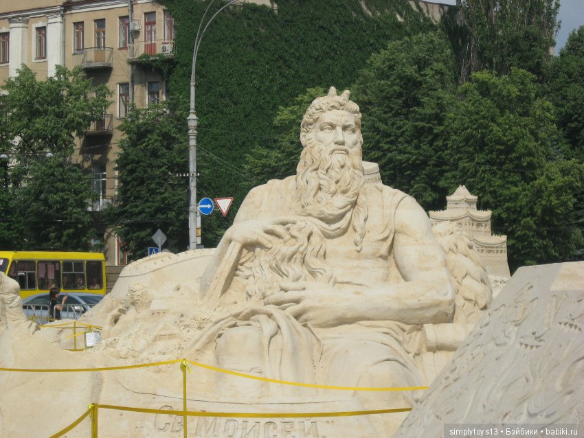 Обычный песок и руки Мастеров творят чудеса (фото 10)