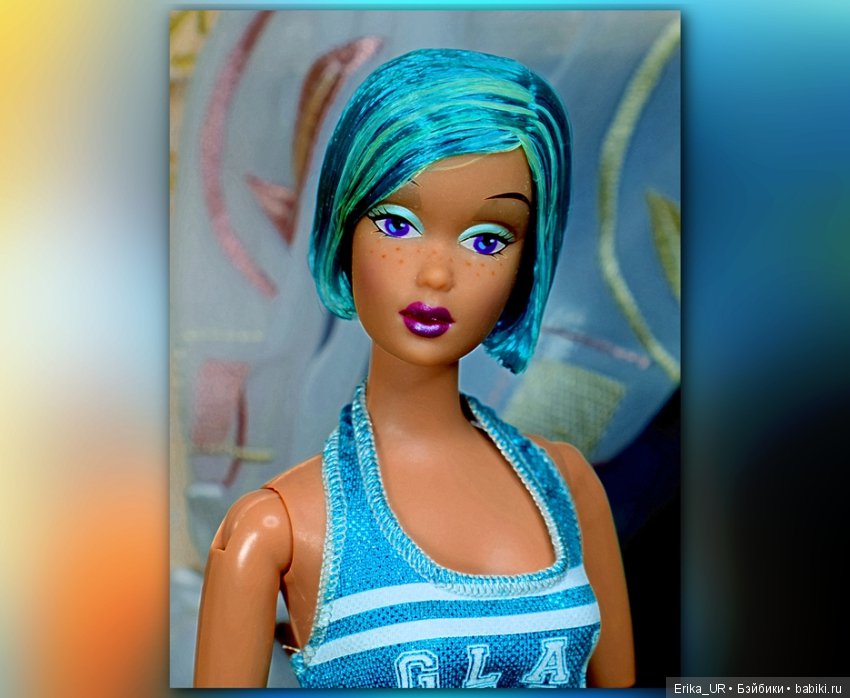 В доме моем много имен, Знаменитых и простых (С) /Голубая волна волос