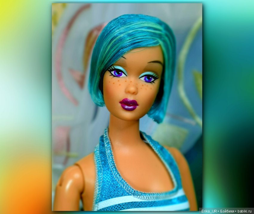 В доме моем много имен, Знаменитых и простых (С) /Голубая волна волос