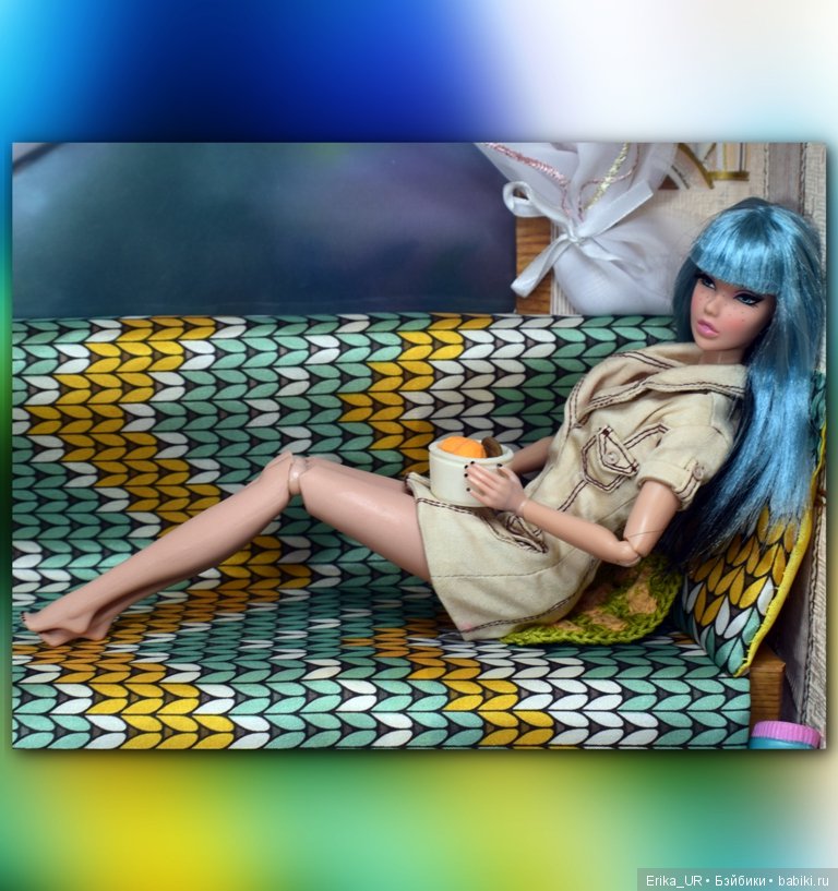 В доме моем много имен, Знаменитых и простых (С) /Голубая волна волос