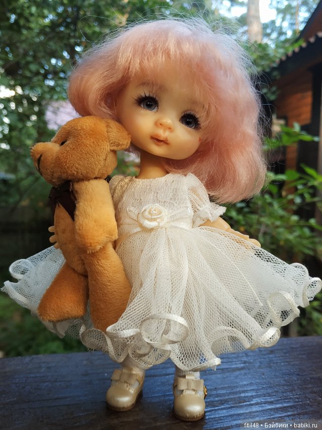 Примеряем обновки с выставки Dollscar