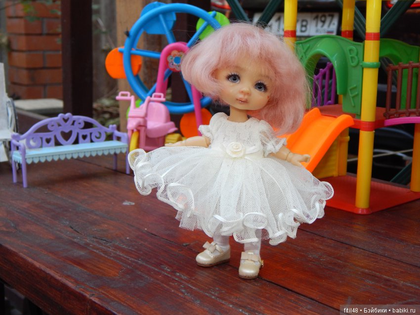 Примеряем обновки с выставки Dollscar