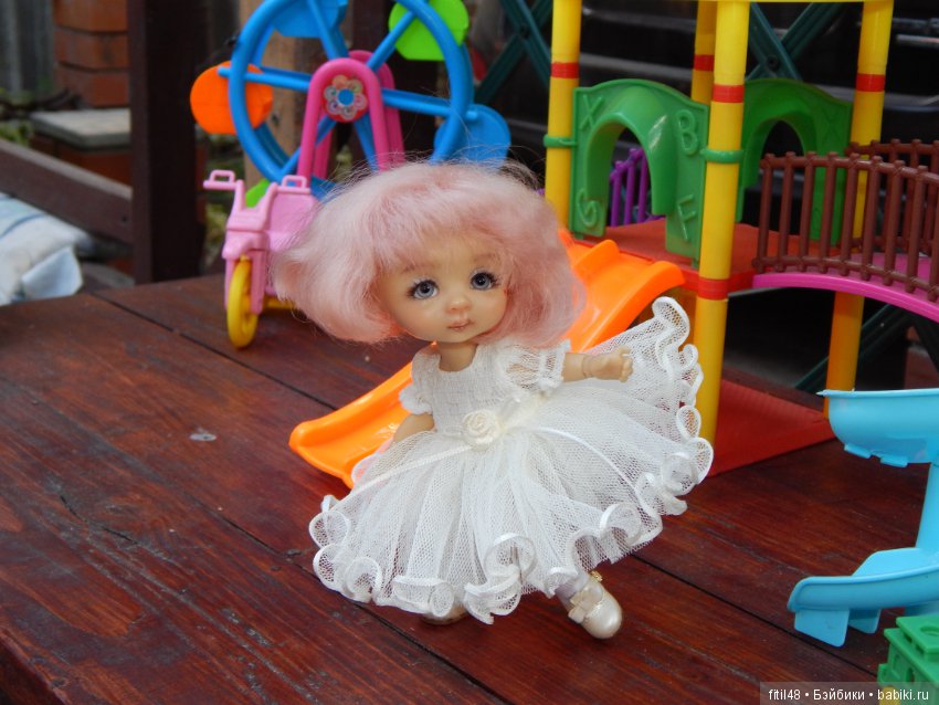 Примеряем обновки с выставки Dollscar