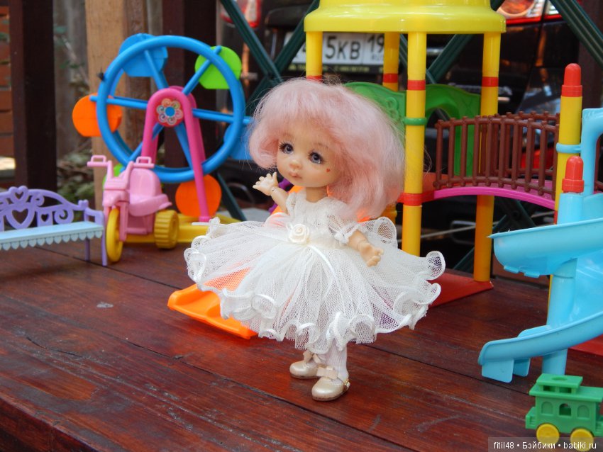 Примеряем обновки с выставки Dollscar