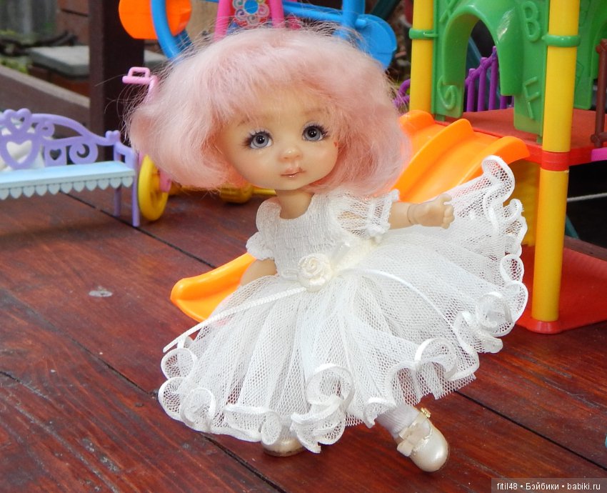 Примеряем обновки с выставки Dollscar