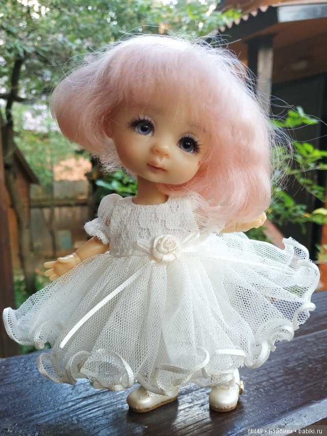 Примеряем обновки с выставки Dollscar