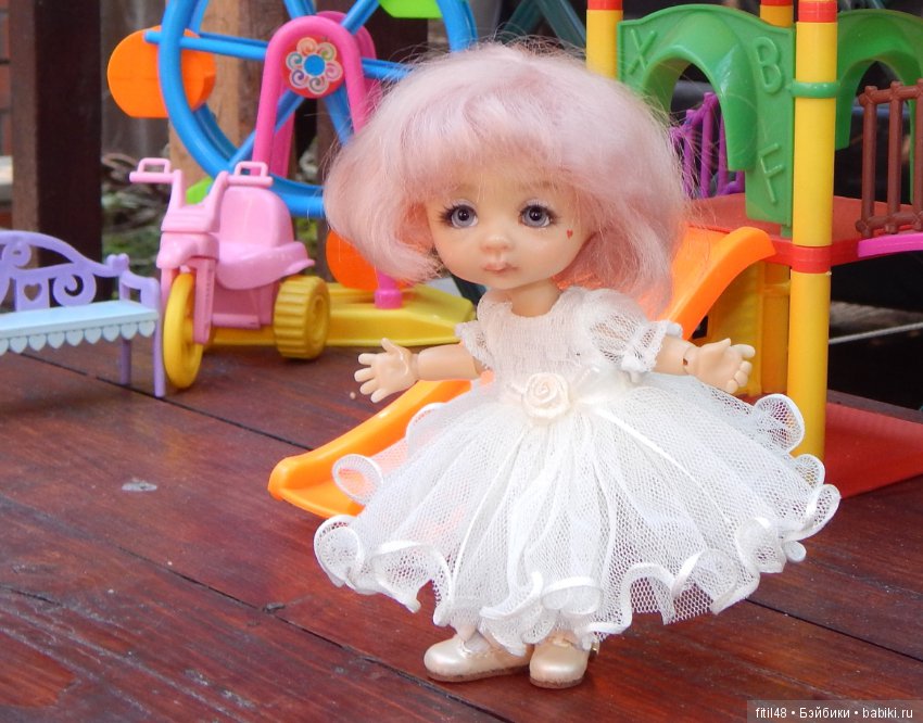 Примеряем обновки с выставки Dollscar