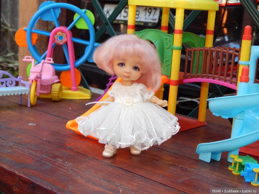 Примеряем обновки с выставки Dollscar