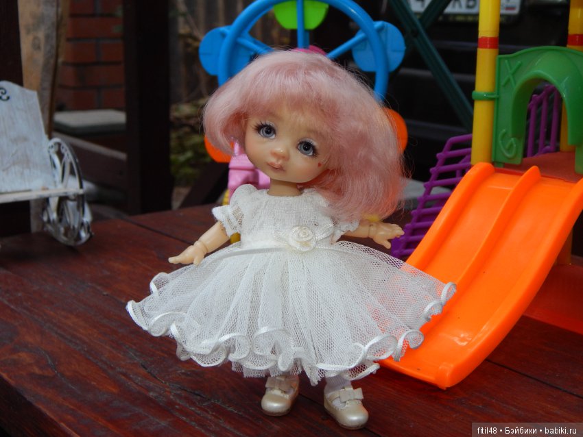 Примеряем обновки с выставки Dollscar (фото 3)