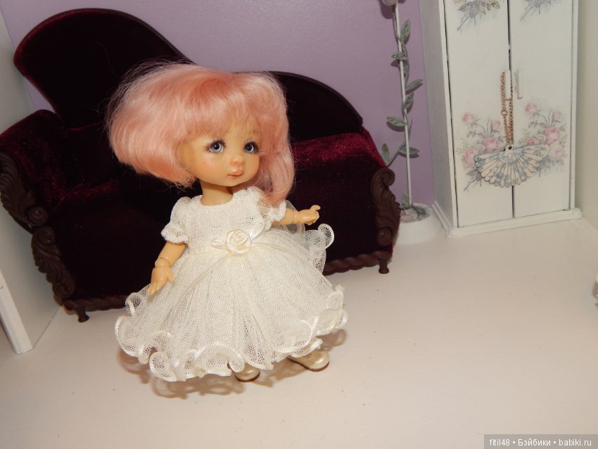 Примеряем обновки с выставки Dollscar