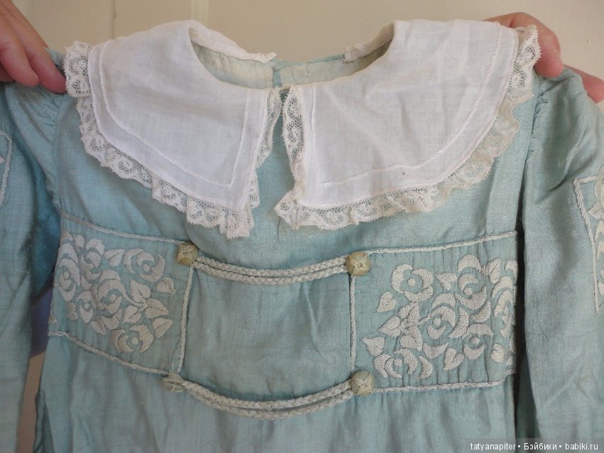 Выйду в поле голая, пусть сожрет медведь! Всё равно мне бедненькой нечего надеть