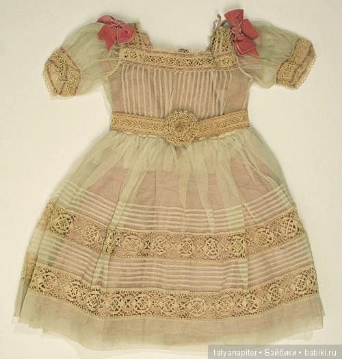 Выйду в поле голая, пусть сожрет медведь! Всё равно мне бедненькой нечего надеть (фото 2)