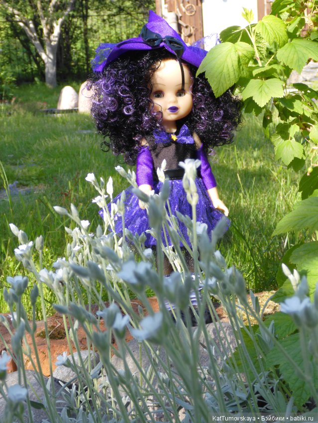 Ведьмочка и ее огород — Российские куклы Весна (фото 7)