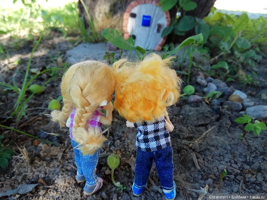 В поисках приключений по двору! Realpuki. 39 часть