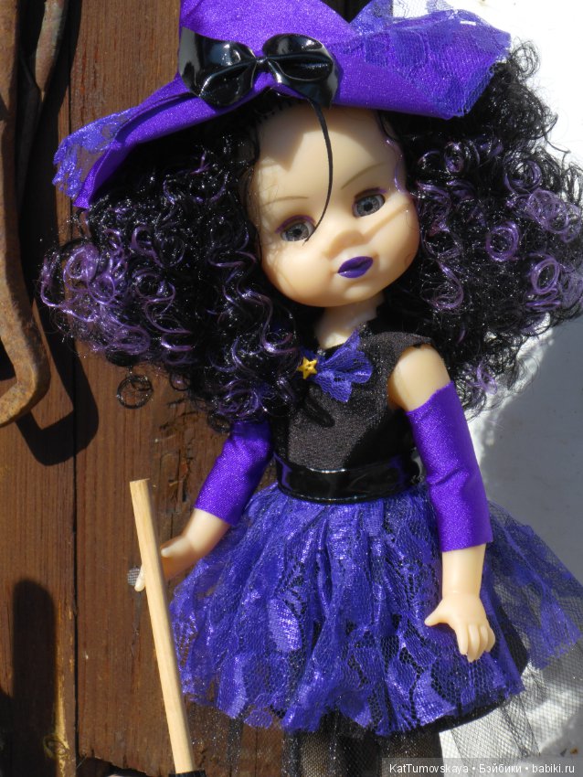 Ведьмочка и ее огород — Российские куклы Весна (фото 3)