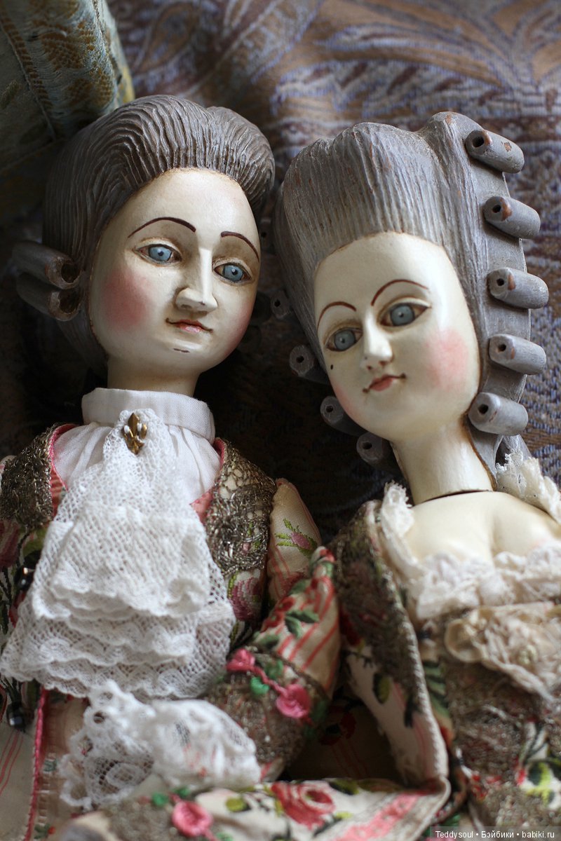Пара кукол в стиле French Court Doll