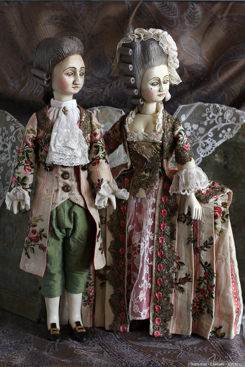 Пара кукол в стиле French Court Doll