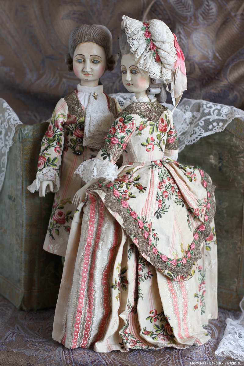 Пара кукол в стиле French Court Doll