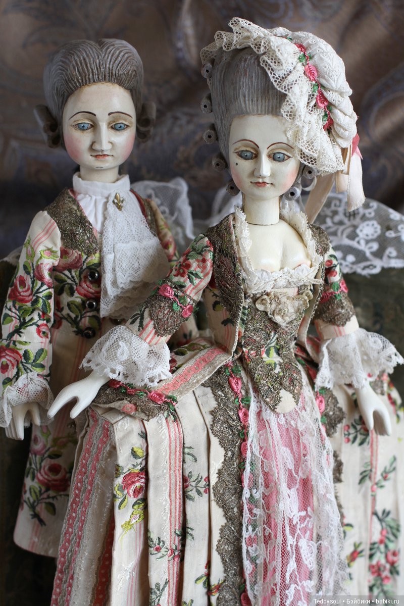 Пара кукол в стиле French Court Doll