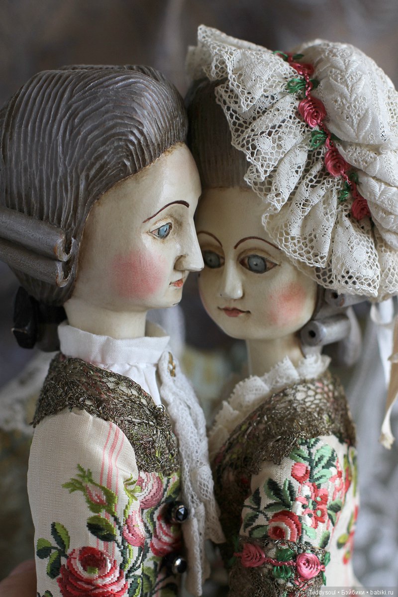 Пара кукол в стиле French Court Doll