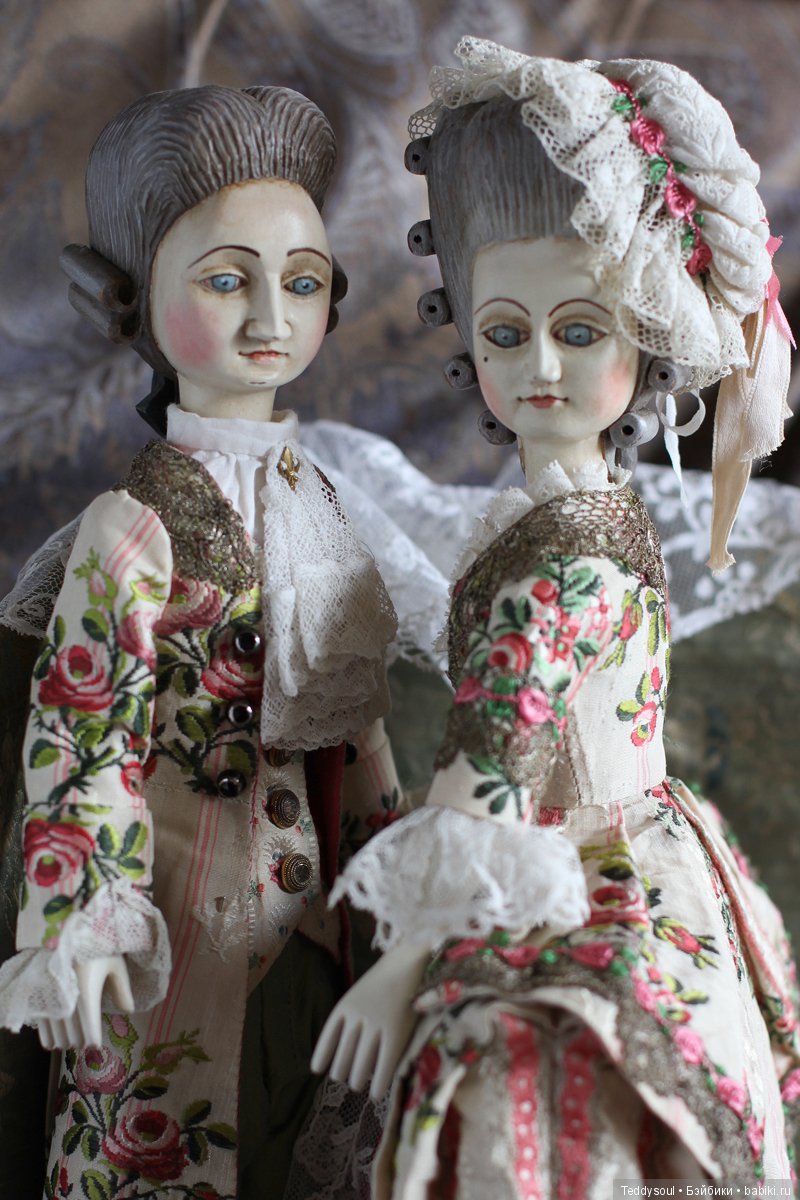 Пара кукол в стиле French Court Doll
