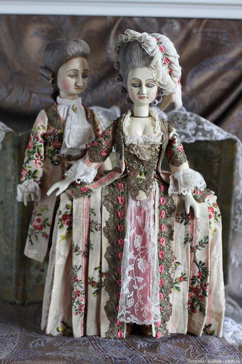 Пара кукол в стиле French Court Doll
