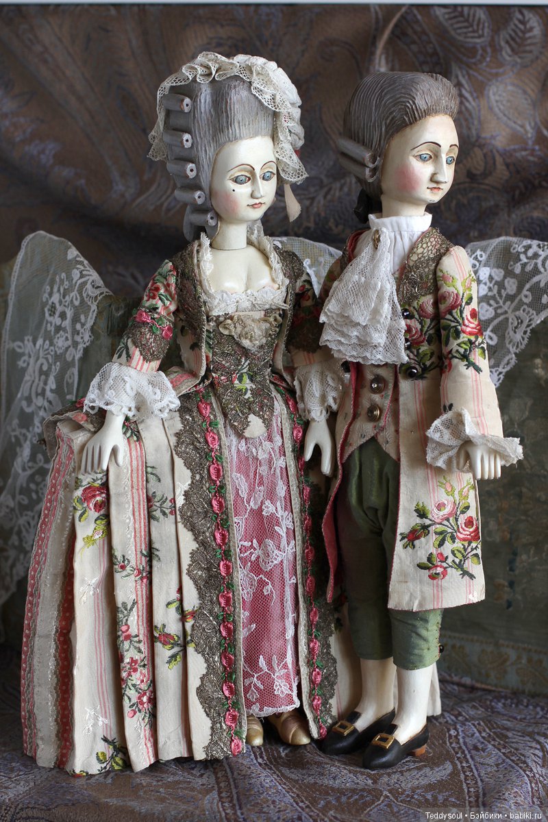 Пара кукол в стиле French Court Doll