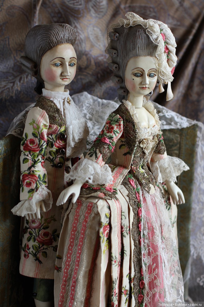 Пара кукол в стиле French Court Doll