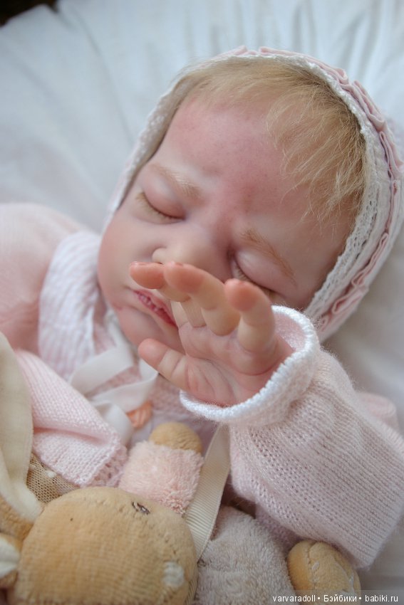 Малышка Ева в новом наряде. И фото со съемок передачи