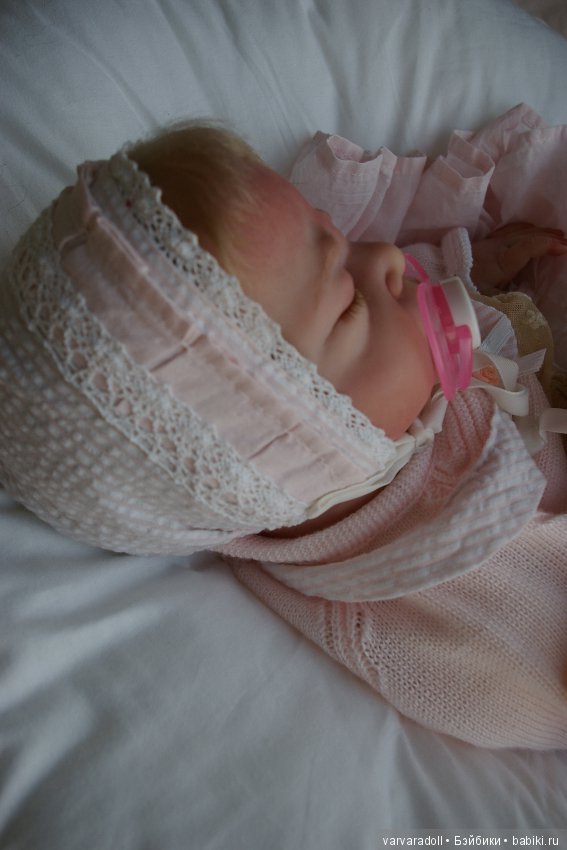 Малышка Ева в новом наряде. И фото со съемок передачи (фото 5)