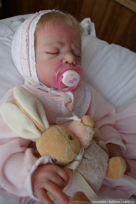 Малышка Ева в новом наряде. И фото со съемок передачи (фото 2)