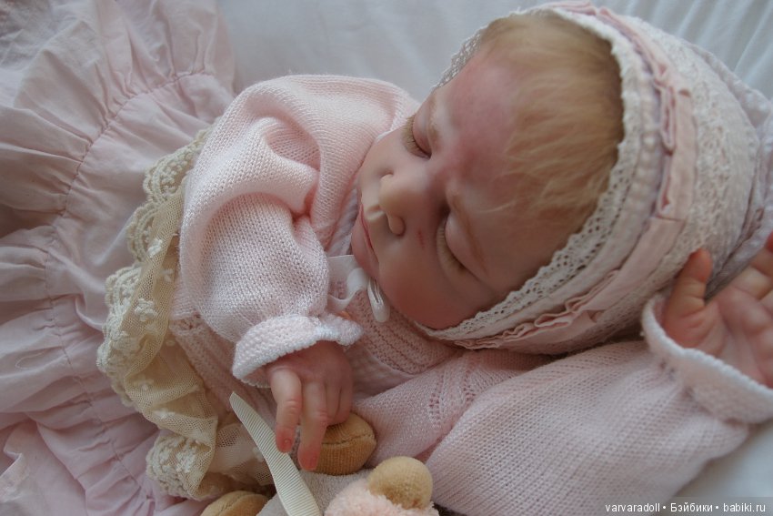 Малышка Ева в новом наряде. И фото со съемок передачи