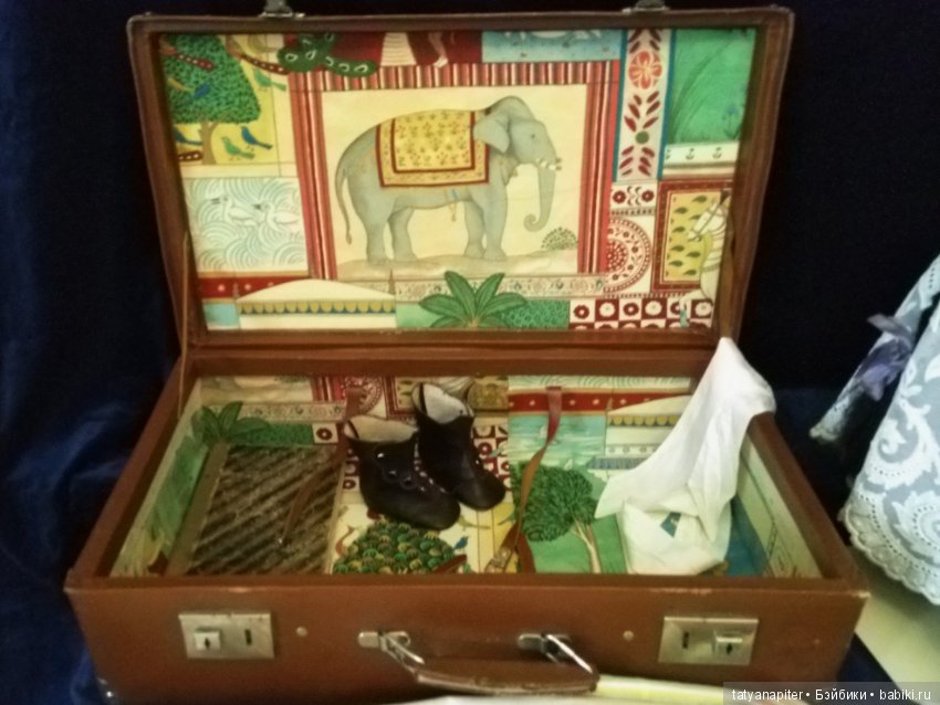 Вейся, девичья коса - Вейся, сила и краса. Словно в поле колосок, К волосочку волосок