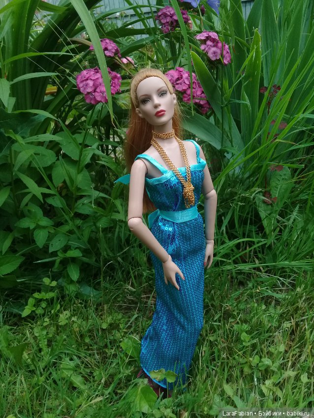 Мисс Бэйбики 2019. Выход Рании-аль--Фируз в вечернем платье (фото 3)