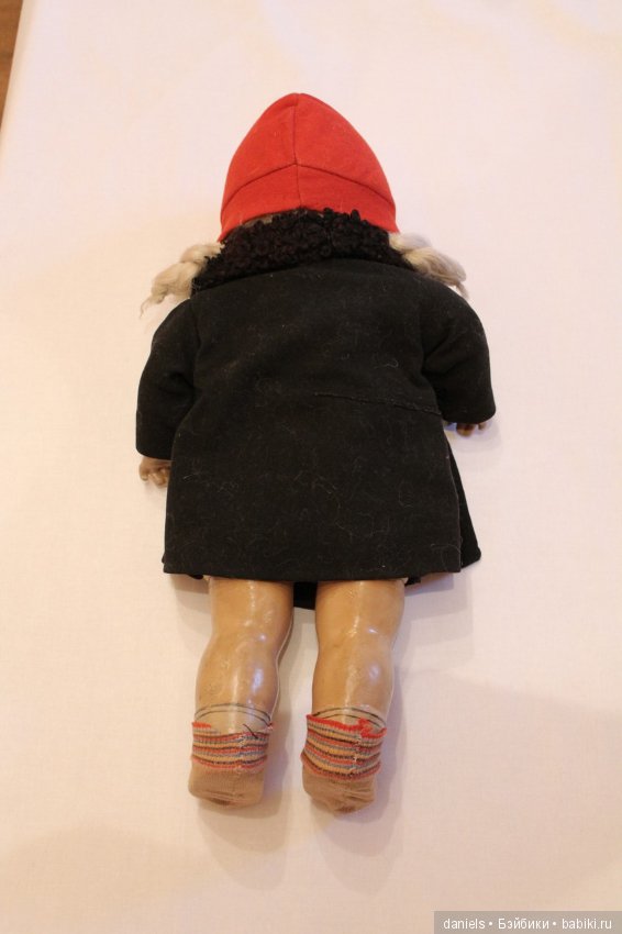 Помогите опознать куклу — Опознание антикварных кукол: поиск по клейму (фото 2)