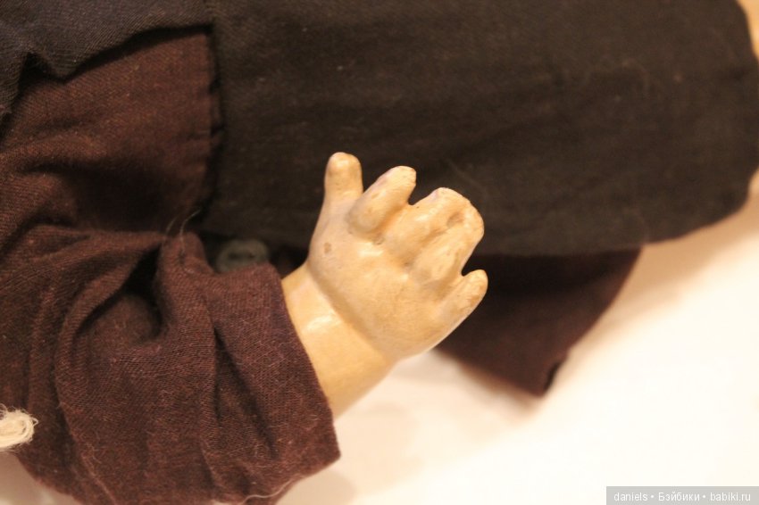 Помогите опознать куклу — Опознание антикварных кукол: поиск по клейму (фото 10)