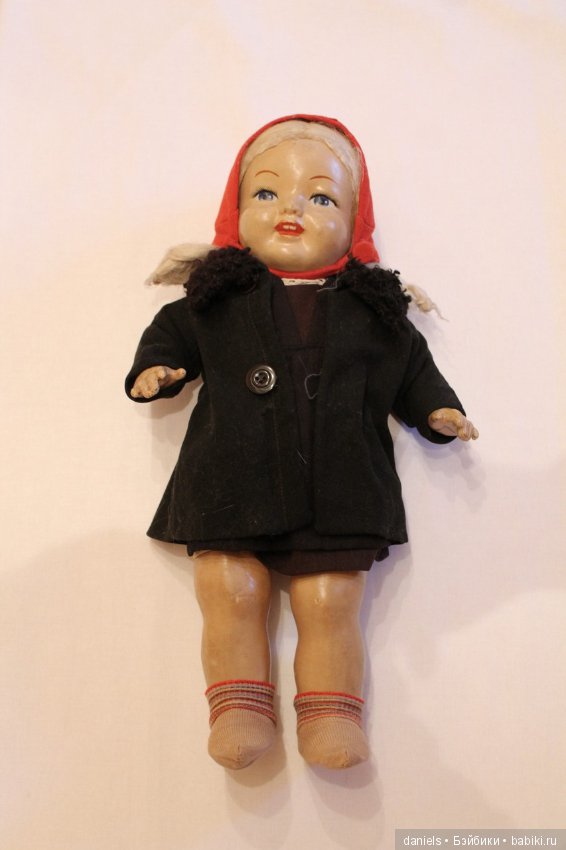 Помогите опознать куклу — Опознание антикварных кукол: поиск по клейму