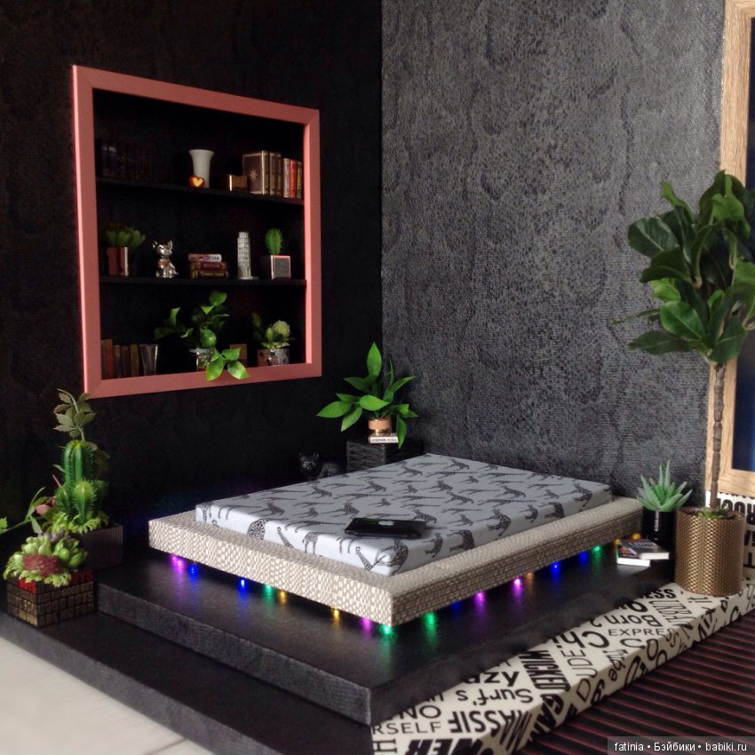 Феликс обустраивает свой холостяцкий быт