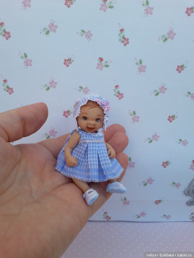 Кнопочка 8 см — Авторские миниатюрные куклы: лепка (фото 3)