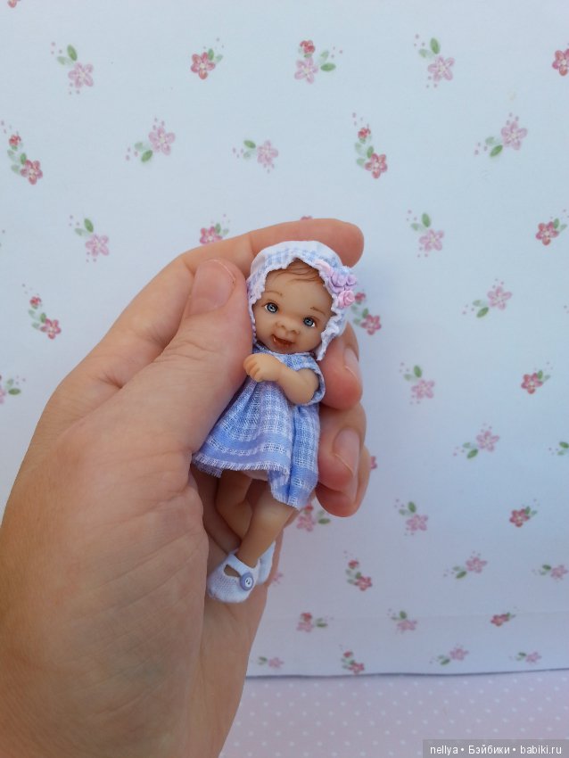 Кнопочка 8 см — Авторские миниатюрные куклы: лепка (фото 4)