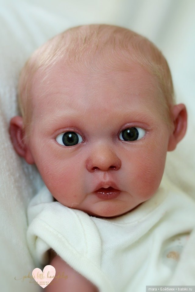 Cori скульптора Kyla Janell, автор прототипа Jacqueline Kramer