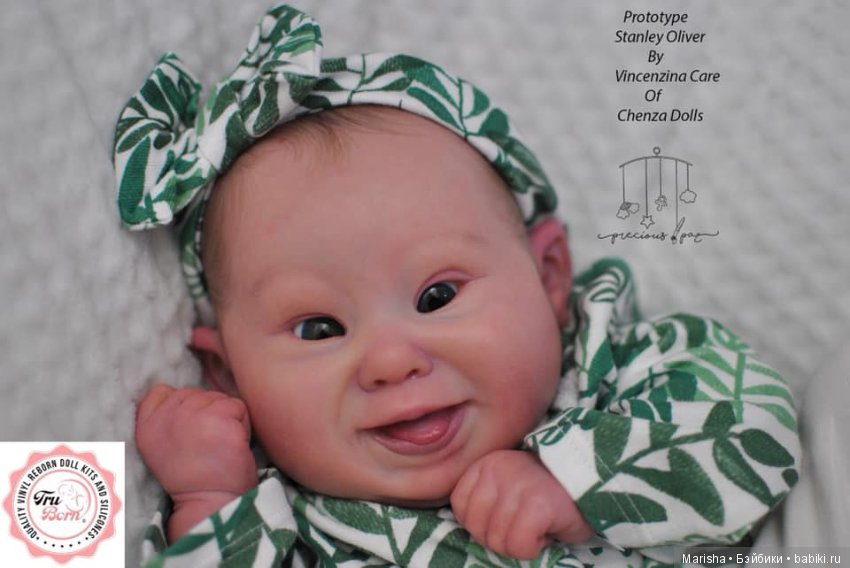 Stanley Oliverскульптора Vincenzina Care, автор прототипа Holly Paz