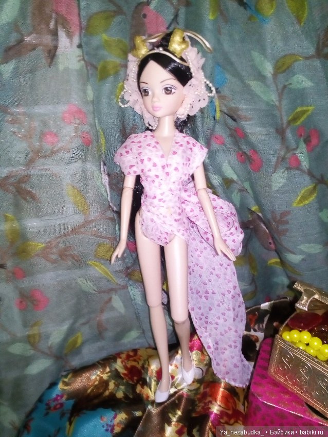 Восточная красавица с флейтой (фото 5)