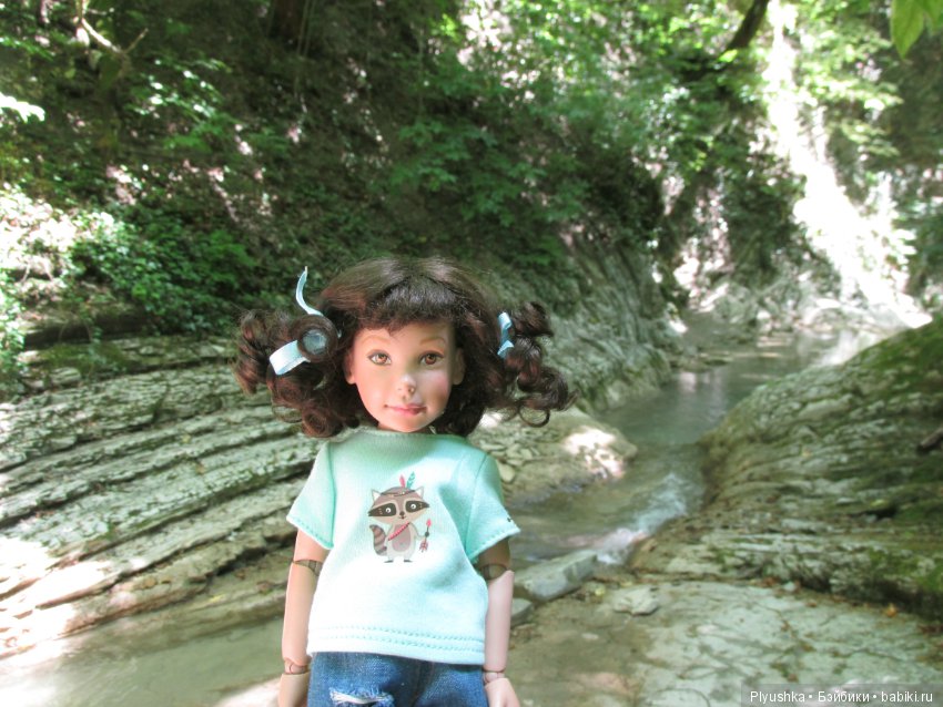 Лиэнночки на юге. Часть вторая. Девочки идут в горы