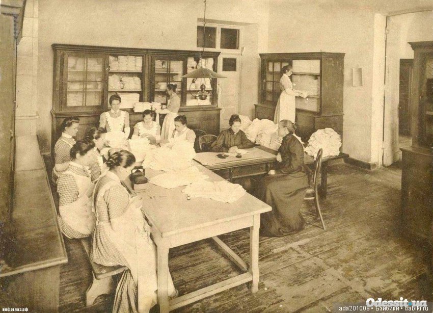 Воспитаницы института благородных девиц